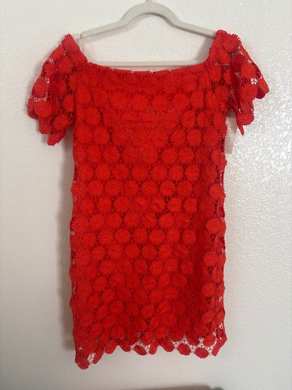 NWT Trina Turk Bardot Off the Shoulder Dress Daisy Crochet in Geranium Orange